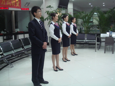 嘉弘傳媒 全方位專業(yè)服務(wù)，打造卓越禮儀模特演藝體驗(yàn)
